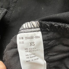 AZUL basic ブラック スキニーパンツ　XSの画像