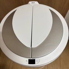 ゴミ箱（蓋故障）の画像