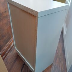 3段チェスト　キャビネット　サイドチェスト　たんす　タンス　木製　ホワイト　白　サイズ（約）幅45×奥29×高70　　■近隣配送無料 買取GO‼　栄和店の画像