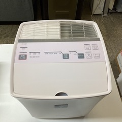 万代店　シャープ　加熱気化式加湿機　HV-301-Pの画像