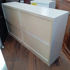スライド式キャビネット　可動棚　収納　スリム　引き戸　スライドレール　戸棚　ホワイト　白　サイズ（約）幅120×奥30×高70　　■近隣配送無料 買取GO‼　栄和店の画像