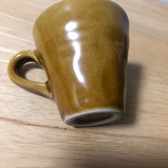 小さなカップ４個の画像