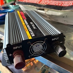 インバーター24Vから100V 2000ワットの画像