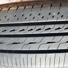 タイヤ4本セットの画像