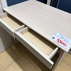 《リユースマン倉敷》デスク 木目ホワイト 引き出し付き 机の画像
