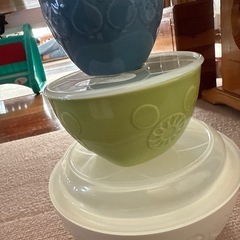 未使用 ディズニー ミッキー フタ付き保存容器 ボウル 3点セットの画像