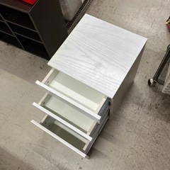 O 2512-568 ニトリ　3段チェスト(W) キズ汚れ有りの画像