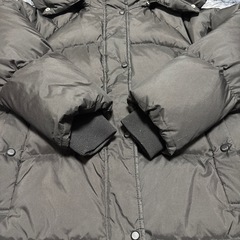 GUESS アウター フリーサイズ ゆったりサイズの画像