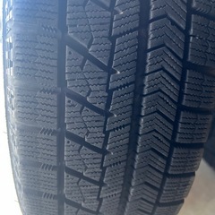 履き替え無料スチールホイール付きスタッドレスタイヤ155/65R14 75Qの画像