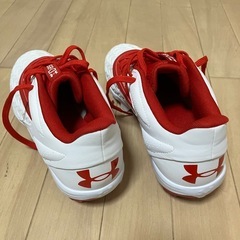 アンダーアーマー UAリードオフ ロー ラバーモールド3.0  野球 スパイクシューズ  : ホワイト×レッド の画像