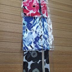 ポーチ　マリメッコ風の画像