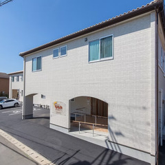 夜勤介護スタッフ／週1日～OK！Wワーク・副業OK！きれいな施設で働ける！の画像