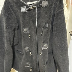 黒 フリースジャケット 長袖の画像