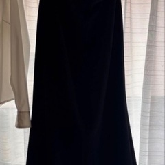 11号フォーマルブラウス&スカートの画像