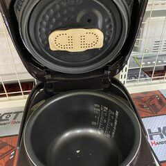 【中古】炊飯器　象印　NP-ZF10　5.5合焚き　2018年製🐶「ジモティ見た」でドリンクプレゼント中‼🐶の画像