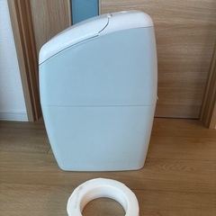 Aprica⭐︎ ニオイポイ　強力消臭オムツポットの画像