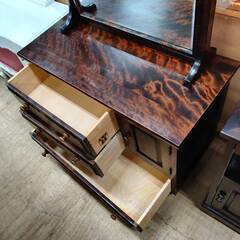 【愛品倶楽部柏店】北海道民芸家具 HOKUMIN ドレッシングチェスト カバ材使用の画像