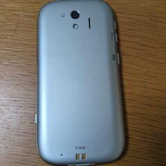 らくらくスマホF-03K中古の画像