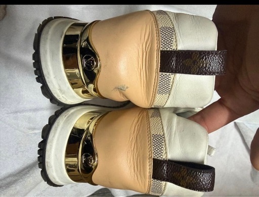 Louis Vuitton スニーカー ランナウェイ　38サイズ LOUIS VUITTON  /  サイズ : 27cm