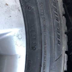 スタッドレス　タイヤの画像