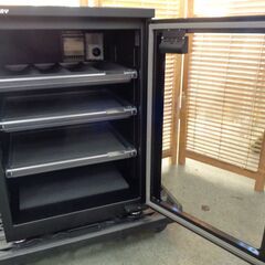 東洋リビング　オートクリーンドライ 防湿庫　79L　ED-80CDB　中古の画像