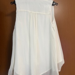 【INGNI】ノースリーブ　トップス　白の画像