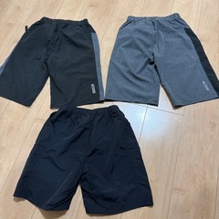 140cm ハーフパンツセットの画像