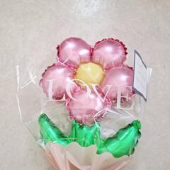 花のバルーン　お誕生日プレゼントの画像