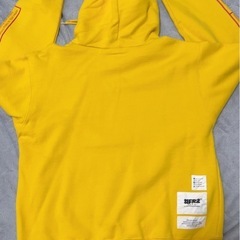 FR2 パーカーの画像