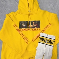 FR2 パーカーの画像