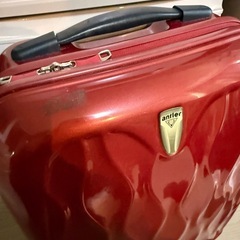 スーツケースの画像