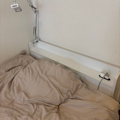 ベッドフレーム(+マットレス)の画像