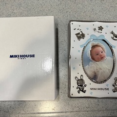 【新品未使用品】ミキハウスアルバム、出産祝いの画像