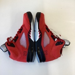 NIKE JORDAN5 Toro Bravoハイカットスニーカーの画像