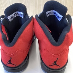 NIKE JORDAN5 Toro Bravoハイカットスニーカーの画像