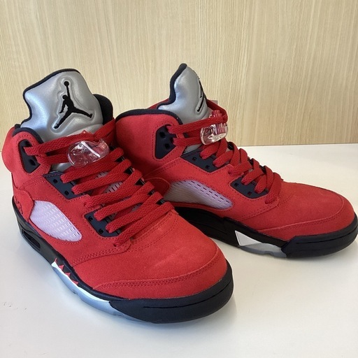 NIKE JORDAN5 Toro Bravoハイカットスニーカー
