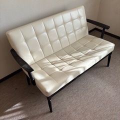 ソファー二人がけの画像