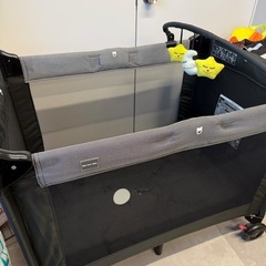 New York.Babyベビーベッド折りたたみ
の画像