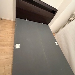 【良品】ダブルベッドフレーム（ニトリ）/照明付、大容量収納の画像