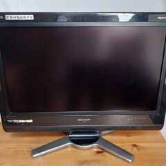 【B499】シャープ　アクオス　26インチ　2008年製　コードなし　動作確認ＯＫ　現状品の画像