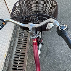 762  ヤマハ最新機種電動アシスト自転車チェアー26インチレッド系アルミボディーの画像