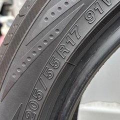 ヨコハマタイヤ8〜7分山の画像