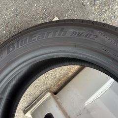 ヨコハマタイヤ8〜7分山の画像
