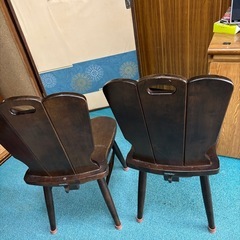 木製ダイニングチェアーの画像