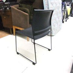 複数在庫あり スタッキングチェア 幅51×奥53高80.5 ブラック イス 黒 椅子 いす 黒 札幌市厚別区 厚別店の画像