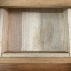 木製引き出しつきテーブル
の画像