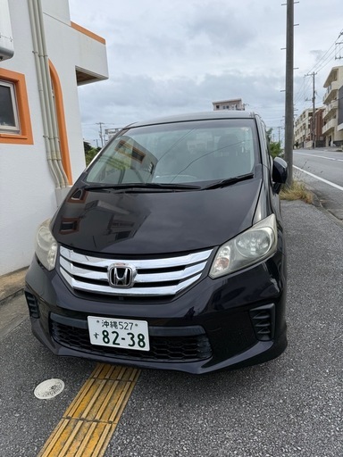 車　フリード　トヨタ