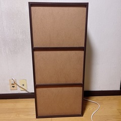 カラーボックス3段 ブラウン 粘着壁掛けフック１個付き 中古品 収納ボックス インテリア家具 3段ボックスの画像