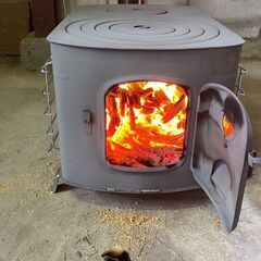 青森ヒバ　乾燥薪　焚き付け　20kgの画像