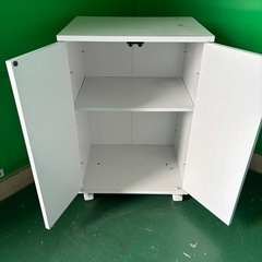 キャビネットの画像